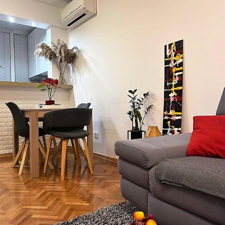 Mm Split Apartment - 5 Min By Car To The Beach & City Center - Free Public Parking Eksteriør bilde