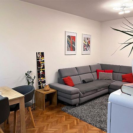 Mm Split Apartment - 5 Min By Car To The Beach & City Center - Free Public Parking Eksteriør bilde
