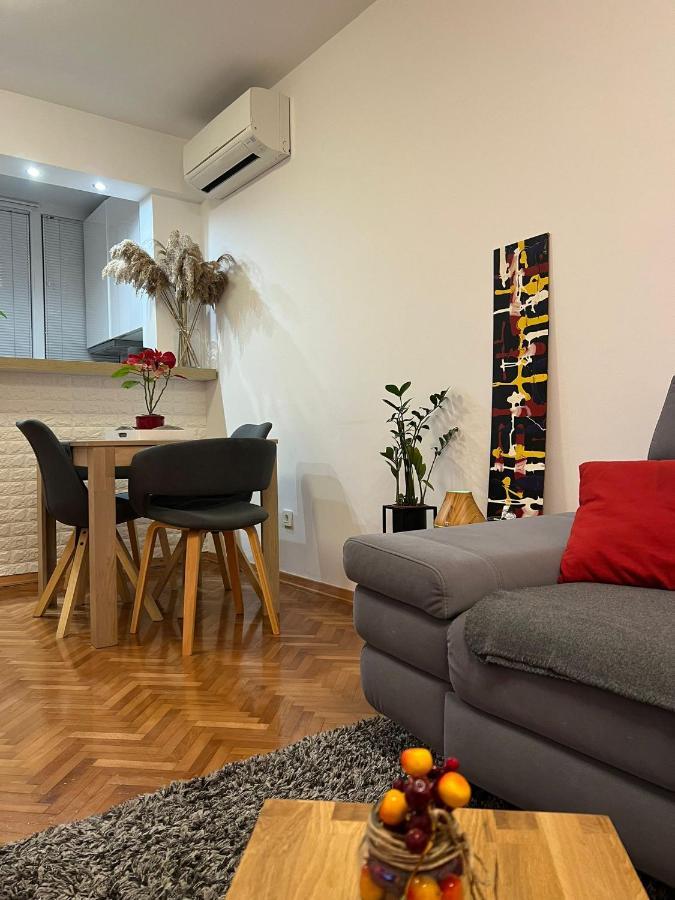 Mm Split Apartment - 5 Min By Car To The Beach & City Center - Free Public Parking Eksteriør bilde
