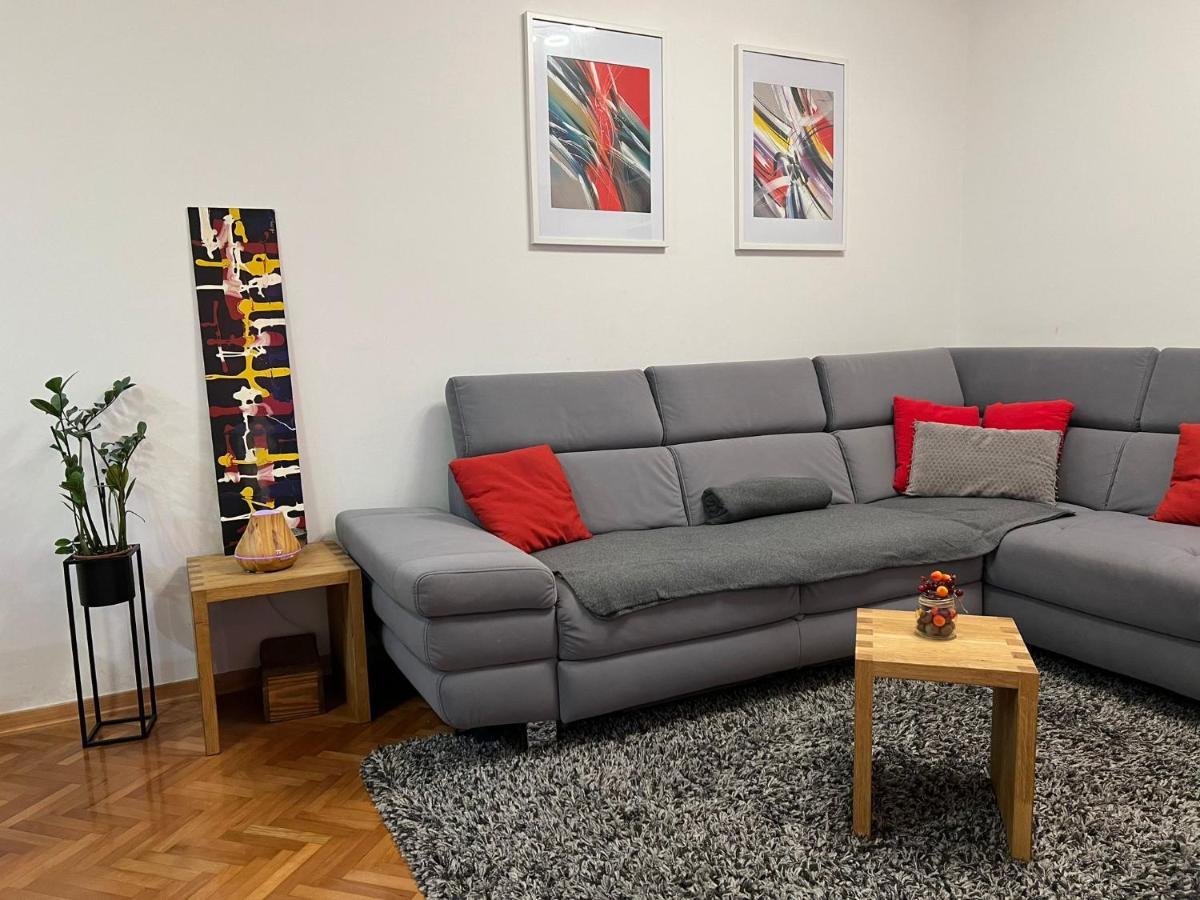 Mm Split Apartment - 5 Min By Car To The Beach & City Center - Free Public Parking Eksteriør bilde